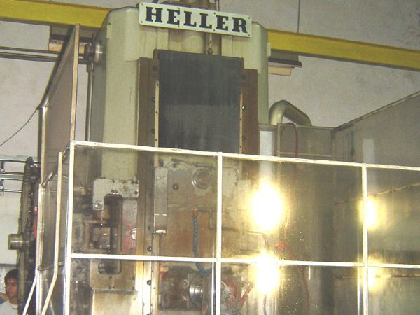 Centro de mecanizado Heller en la planta